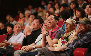 新北文化貢獻獎得主曾仲影音樂會 《一顆流星》經典重現