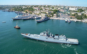 抗衡美國重回亞洲  俄海軍艦隊3訪越南金蘭灣