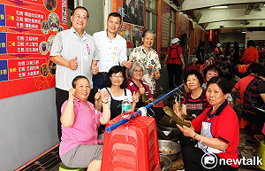 百人齊包粽  兩萬顆愛心粽送全台