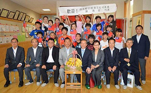 在臉書「蕉」代並無促銷不力  謝長廷：我只能長嘆