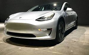 中國調降美車關稅 特斯拉立即大降價