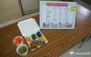 里長伯開辦高齡友善廚房，照顧「老、苦、窮」人的胃