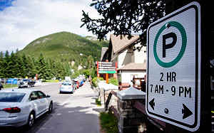 連假停車收費看這裡！18商圈＋觀光景點照常收費