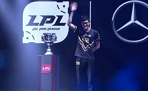 《英雄聯盟》中國聯賽揭幕 Karsa代表全聯盟捧盃登場(影) 