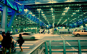 出國網路攬緊緊！台灣旅客最愛在當地買SIM卡