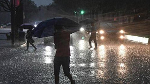 端午假期泡湯 長江暴雨襲擊進入降雨集中期