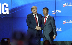 為鴻海威州新廠動土站台   川普大讚郭台銘了不起