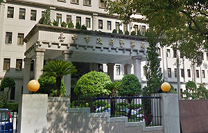 小英文訪綠川臨喊卡  重布警力基層抱怨不斷