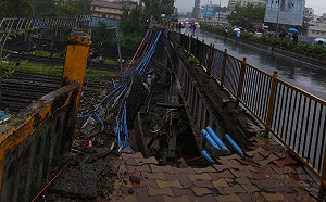 孟買暴雨襲擊　兩處橋梁坍塌釀6人受傷