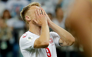 手球  烏龍球  罰球未進…世足賽球員紛遭死亡威脅！