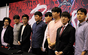 英雄聯盟洲際賽》祝福還是開嗆？RNG教練：希望kkOma明年能結婚