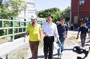 柯P明10點宣布下午是否放假  林右昌：不懂為何急著講