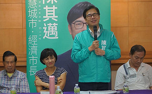 點亮甲仙、六龜 陳其邁：發展綠農觀光 照顧農民權益