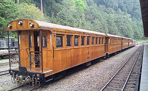 強颱瑪莉亞來勢洶洶　引發全台各地退房潮