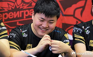 《英雄聯盟》手傷加劇！RNG Uzi暫別賽事休養治療