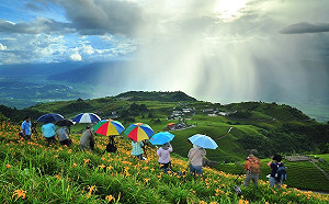 南北天氣兩樣情！東南部防大雨、大台北躲紫外線