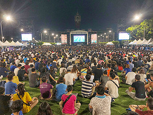 世足「法克」冠軍戰登場！球迷群聚凱道熱情吶喊應援