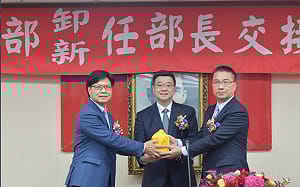 一人上任內政部長 徐國勇：對同仁有信心