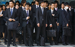 台灣人年輕人哭了 南韓菜鳥就有起薪43K