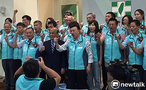 新北黨部主委今就任 余天「衝衝衝」力挺蘇貞昌