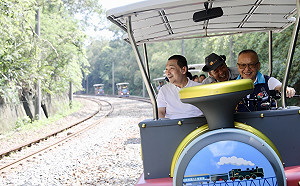 赴苗栗取經Rail Bike   侯友宜：新北可推海洋版