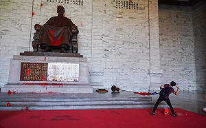 蔣介石塑像頭部遭鋸斷  男遭判拘役70日