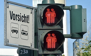 提倡多元價值 法蘭克福設同性伴侶紅綠燈