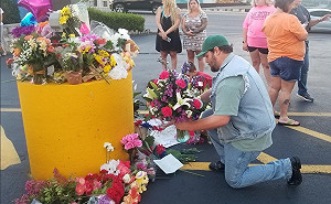 美國密州觀光船翻覆釀17死 一家11口僅2人獲救