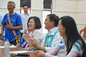 首談「卡管案」 蔡英文：國立大學的運作是政府的責任