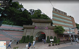 學店第一名？世新：若像美國哈佛、史丹佛，願意承擔標籤