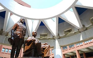 清除威權象徵 促轉會調查校園兩蔣銅像