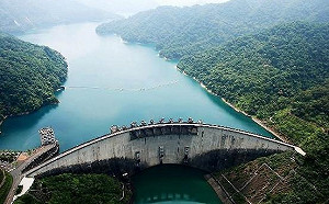 憂曾文溪水保區遭解編  環團到政院抗議圖利財團