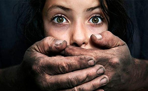 兒童性虐年近2千件 研究：3成5反覆受虐