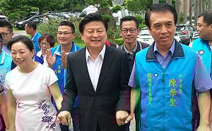 破除選桃園傳聞  傅崐萁夫婦幫陳學聖站台