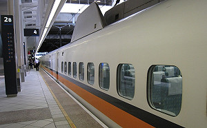 疏散北返人潮 高鐵加開2班次北上自由座