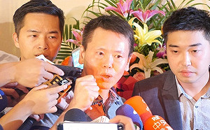 吳敦義、林為洲受邀出席馬英九基金會 全場零互動