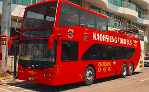 高雄開頂雙層巴士新路線！左營蓮潭線串連歷史人文古蹟