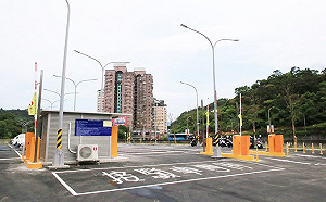 紓解就醫停車壓力 基隆長庚醫院啟用第二停車場