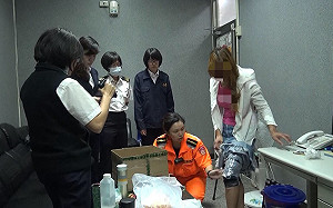 身體夾藏烏龜松鼠欲闖關　金門查緝隊逮獲