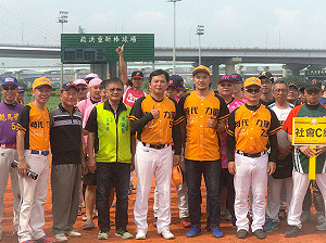 時代力量舉辦慢速壘球盃賽 　提倡運動風氣
