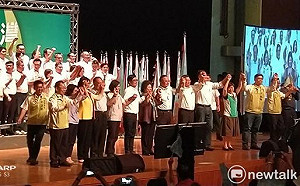 陳其邁懂政策又接地氣     小英：真正的經濟市長