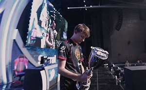 《星海爭霸II》韓國被打敗了！Serral奪下GSL vs the World冠軍