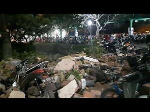 印尼龍目島遭規模7強震襲擊 至少3死 海嘯警報已解除