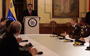 空拍機攻擊爆炸瞬間曝光  馬杜洛扣押11記者