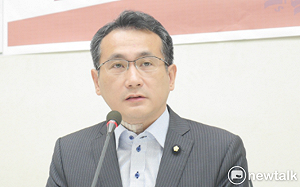 白狼被控接受中國金援 鄭運鵬：違法事實明確、支持檢調盡速辦理