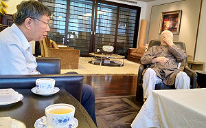 邱智淵觀點》無拘無束柯文哲  以靜制動窺大位