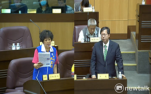 漠視下南崁居民搭車權益? 桃市議員怒對鄭文燦拍桌抗議