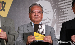 黃天福稱胞兄黃信介：有膽識 曾靠過去一刀砍過刑事組長