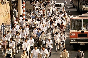 先斷手臂再詐財  北京碰瓷集團：為求逼真