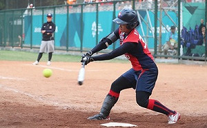 楊依婷關鍵安  邱安汝穩守  亞運女壘延長賽3：2力克南韓
